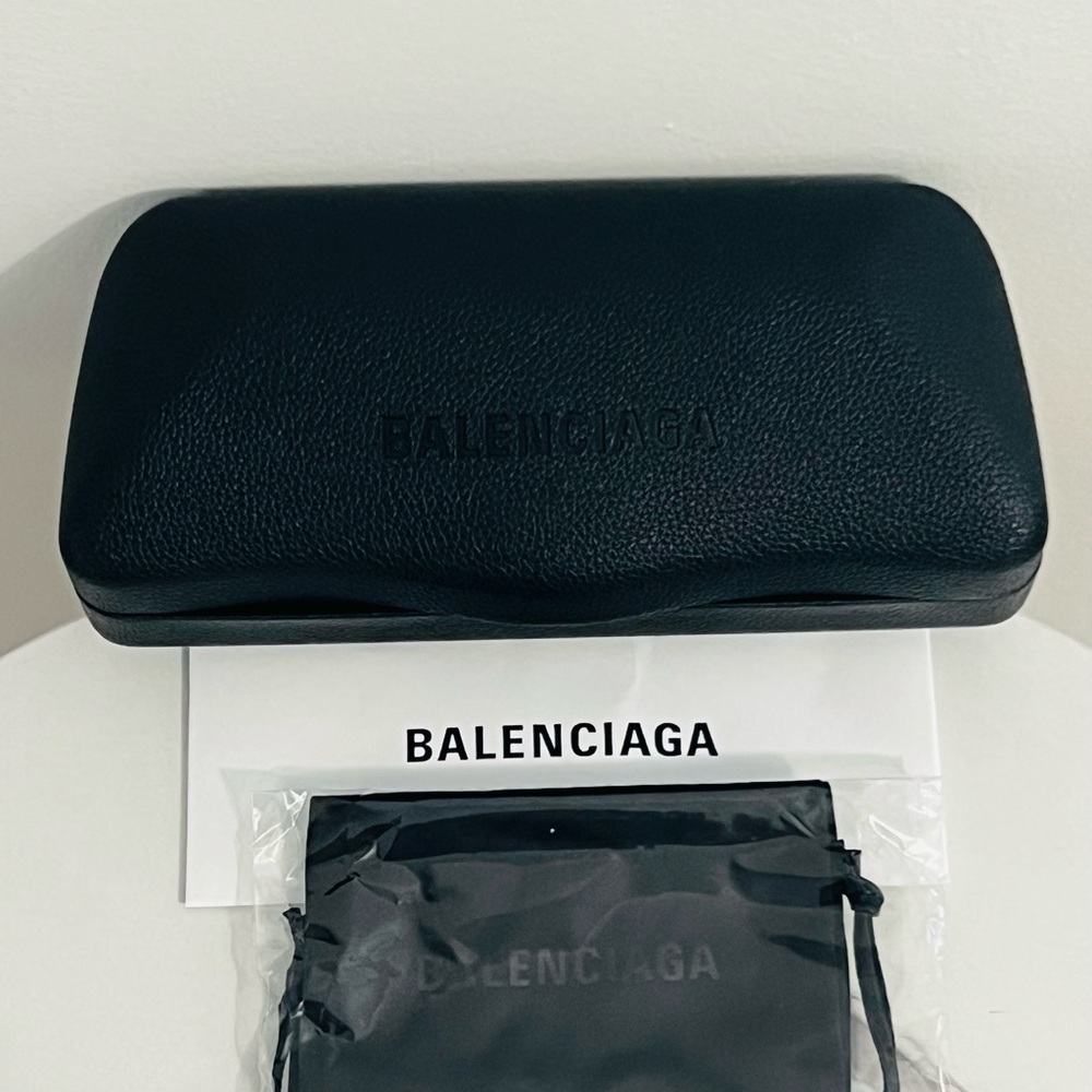 Balenciaga BB Logo Sunglasses - Picture 8 of 8